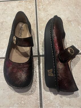 Alegria Paloma Mary Janes